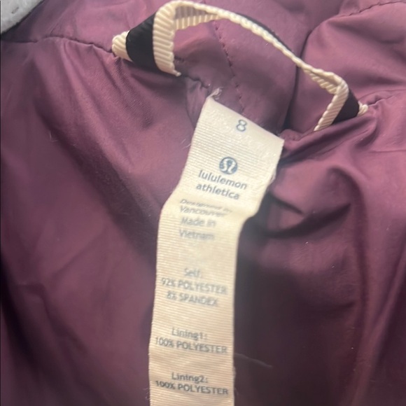 Lululemon -  Ski windbreaker Jacket with Hood and Zipper Closure - Picture 7 of 9